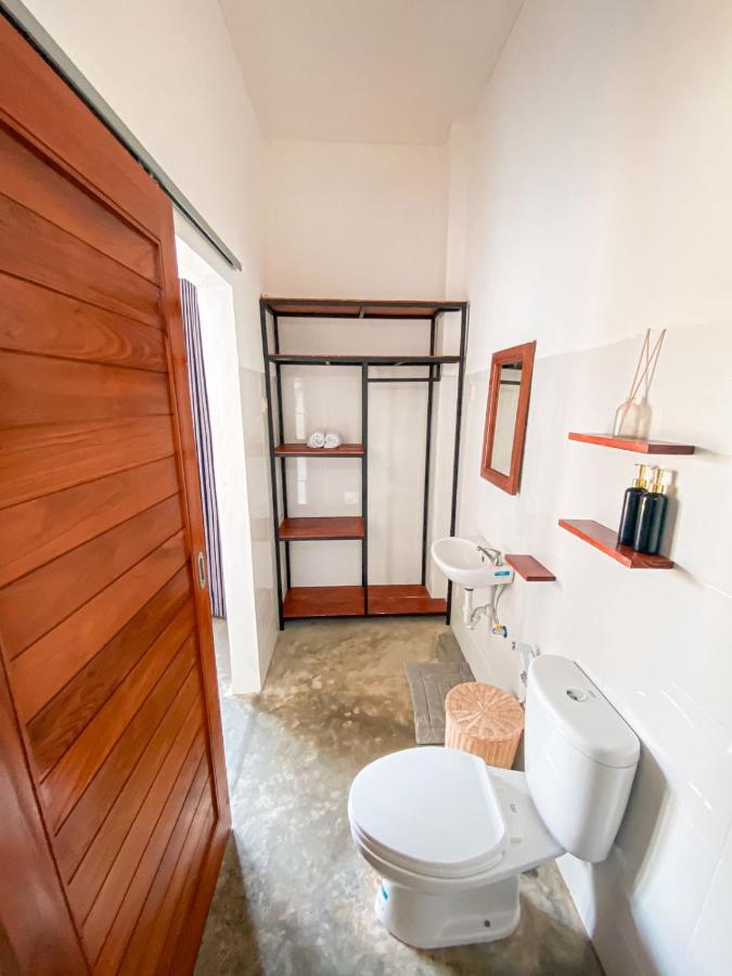 Turtle House Surf & Stay Airsatang Экстерьер фото